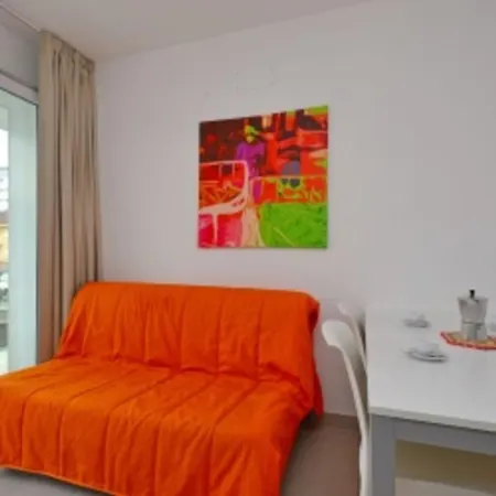 Family-friendly Vacation Flat With Pool アパート リニャーノ・サッビアドーロ