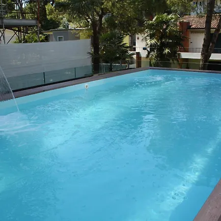 Family-friendly Vacation Flat With Pool アパート リニャーノ・サッビアドーロ