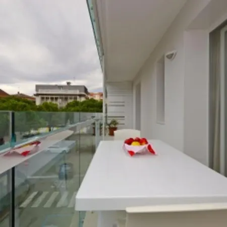 Family-friendly Vacation Flat With Pool * Lignano Sabbiadoro
