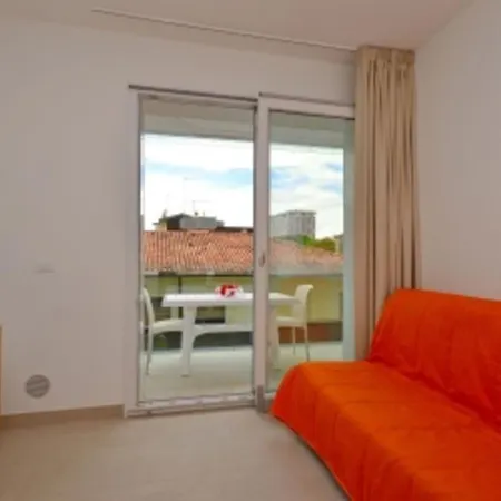 Family-friendly Vacation Flat With Pool Lejlighed Lignano Sabbiadoro