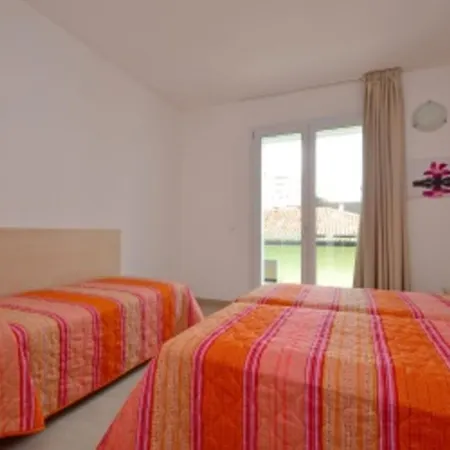Family-friendly Vacation Flat With Pool リニャーノ・サッビアドーロ