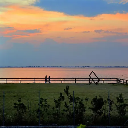 Family-friendly Vacation Flat With Pool Lejlighed Lignano Sabbiadoro